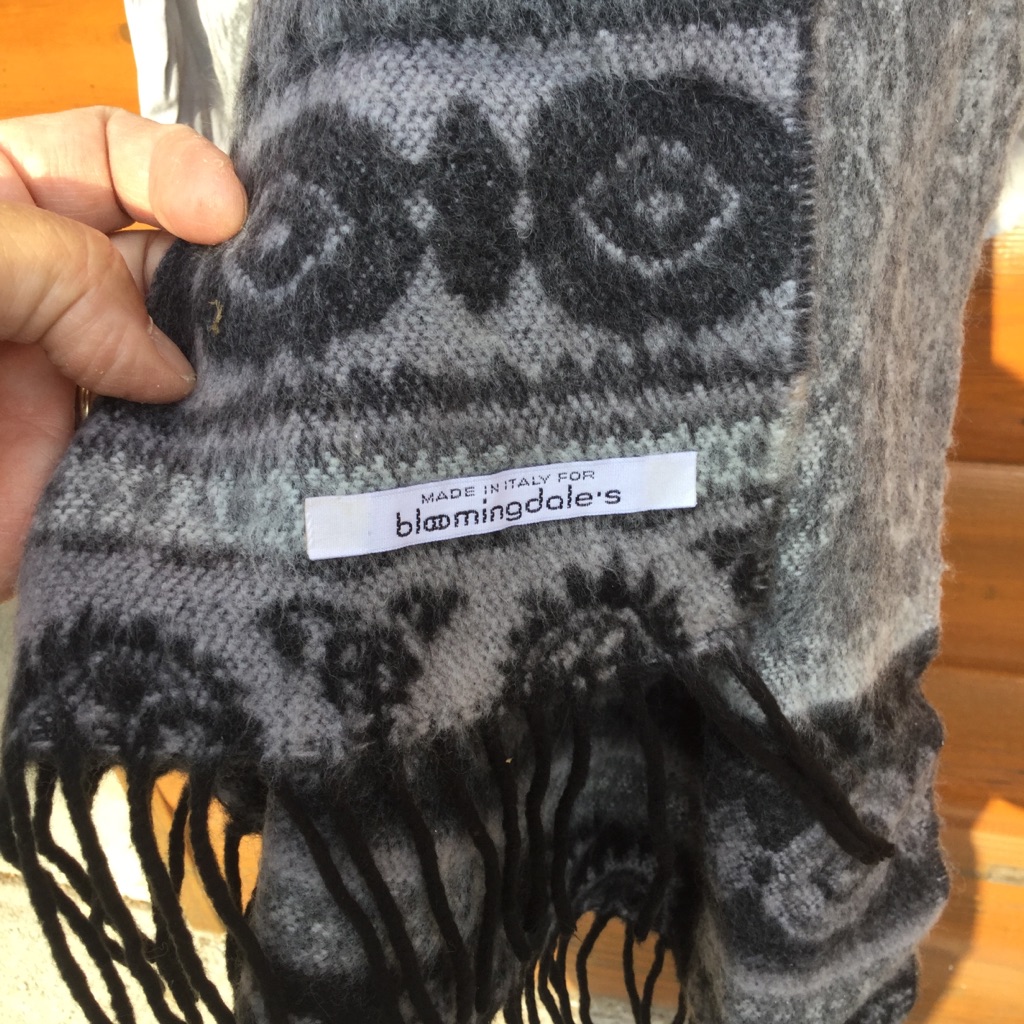 Bloomingdale's Fabulous Gray Wool Shawl Oversized Luxury